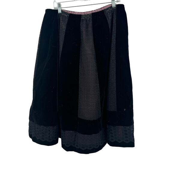 Vintage 1960s velvet lace midi skirt - Picture 5 of 6